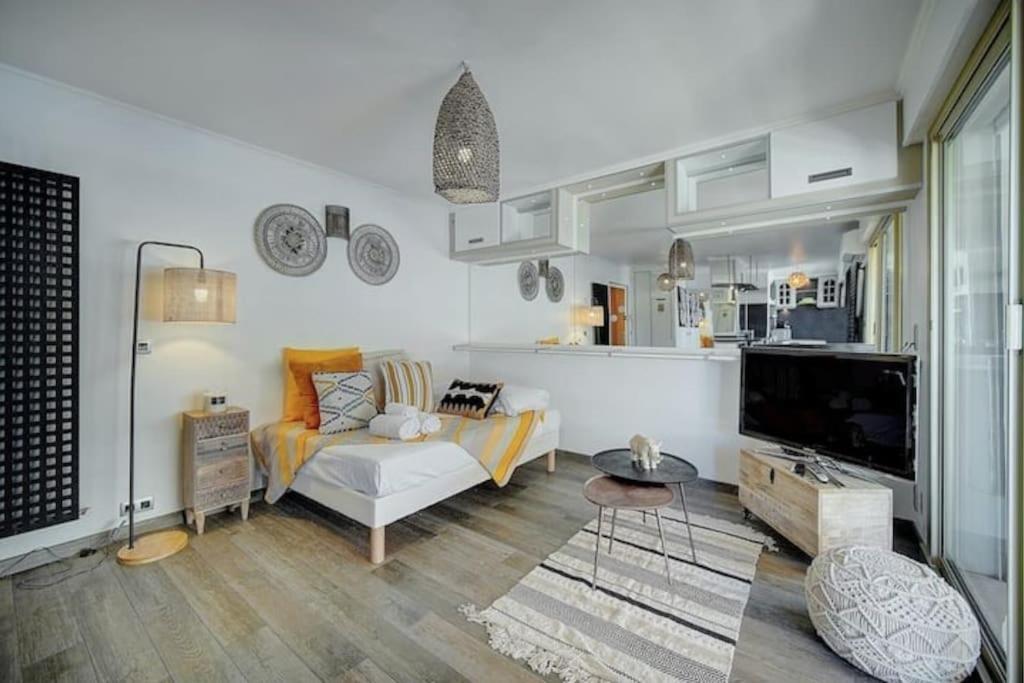 Beautiful 28M2 Studio With Balcony Cannes Exterior photo