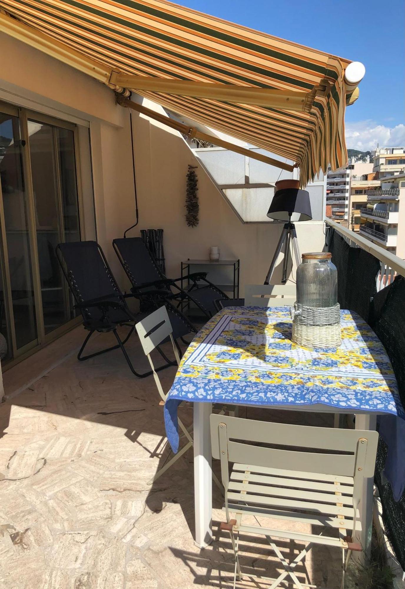Beautiful 28M2 Studio With Balcony Cannes Exterior photo